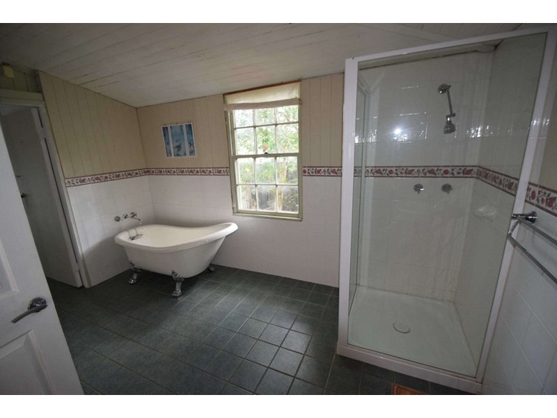 50 Middle Street, Esk QLD 4312