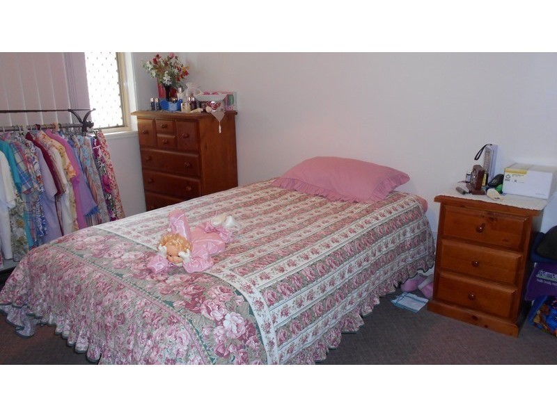 17 Fern Street, Blackbutt QLD 4306