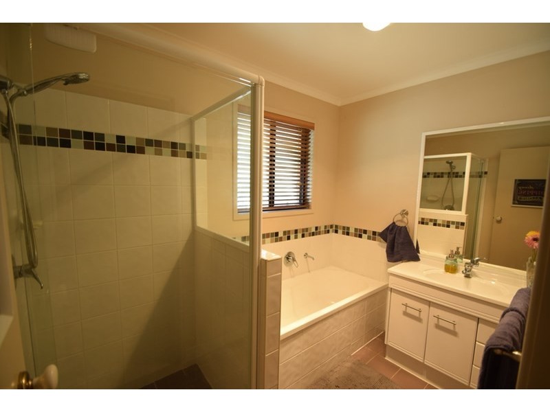 45 O’Reillys Weir Road, Lowood QLD 4311