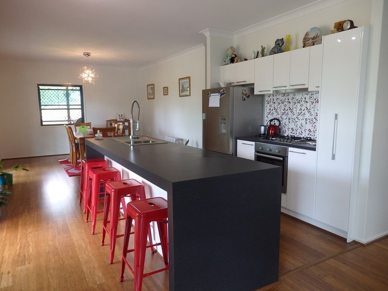 39 Marrington Close, Blackbutt QLD 4306