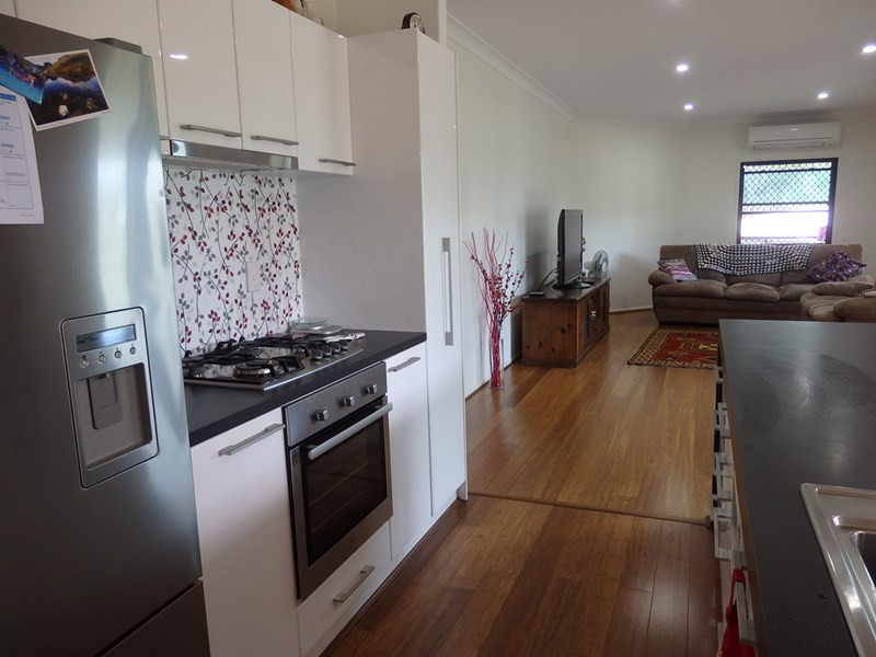 39 Marrington Close, Blackbutt QLD 4306