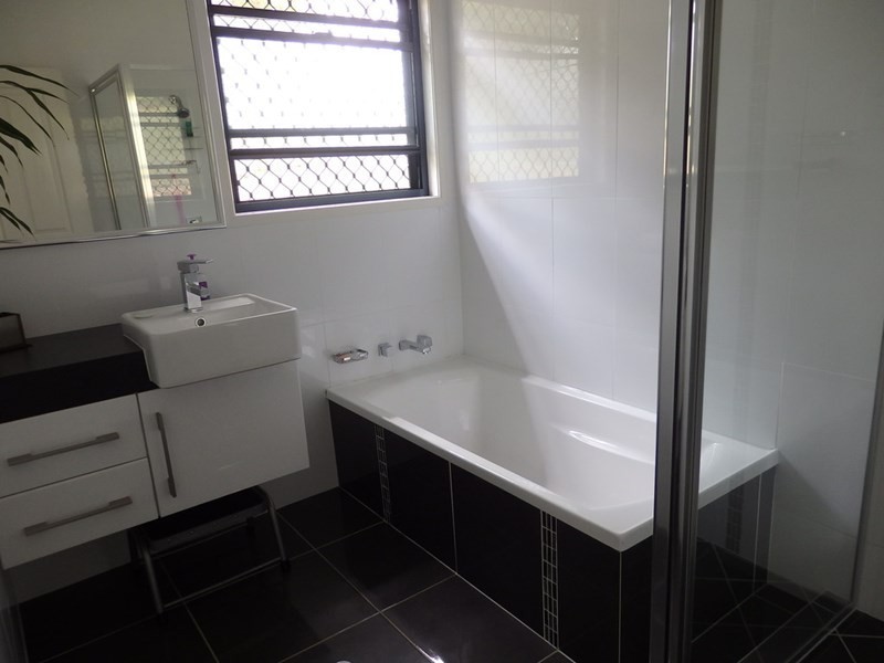 39 Marrington Close, Blackbutt QLD 4306