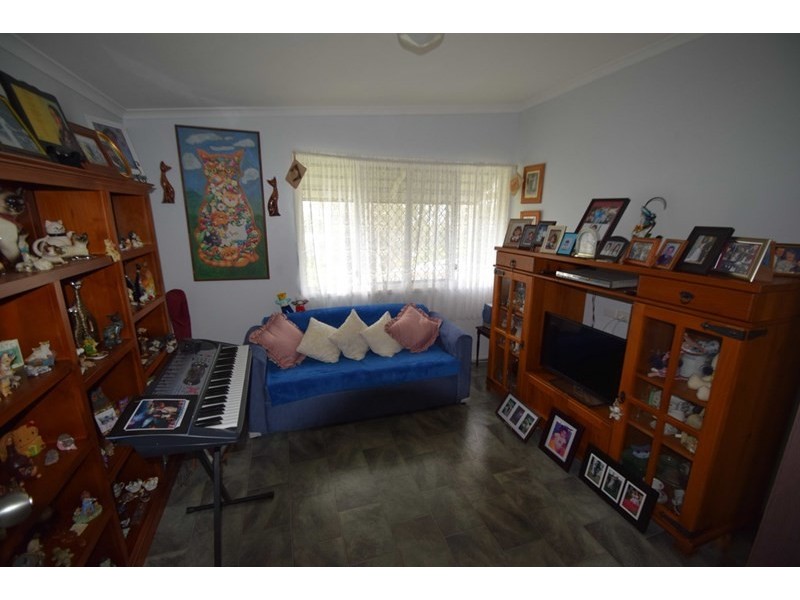 33 Elizabeth Street, Esk QLD 4312