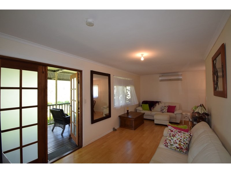 13 Laurel Street, Esk QLD 4312