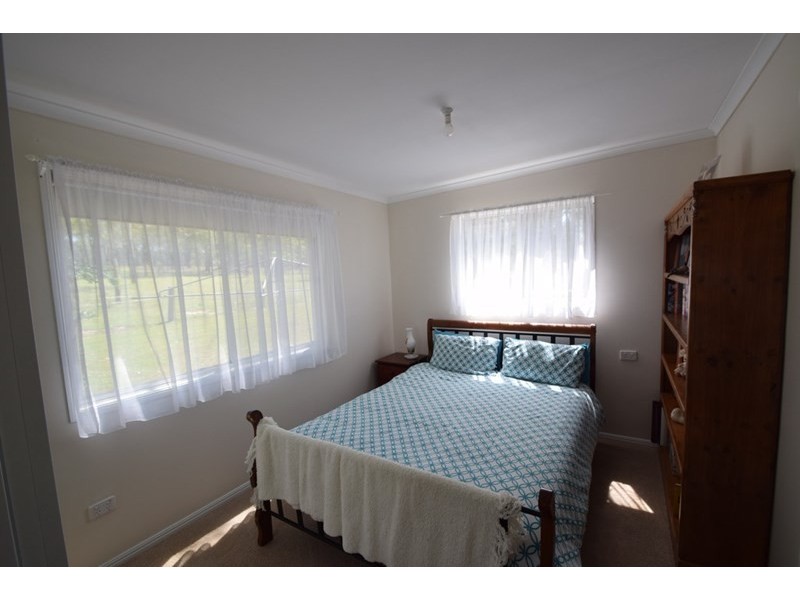 13 Laurel Street, Esk QLD 4312