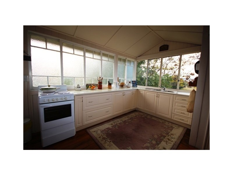 2 McConnell Street, Braemore QLD 4313