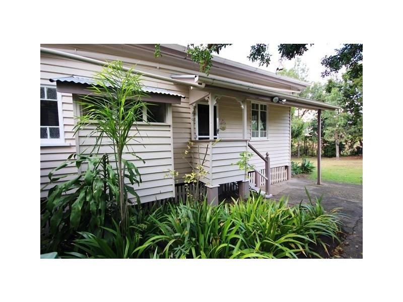 2 McConnell Street, Braemore QLD 4313