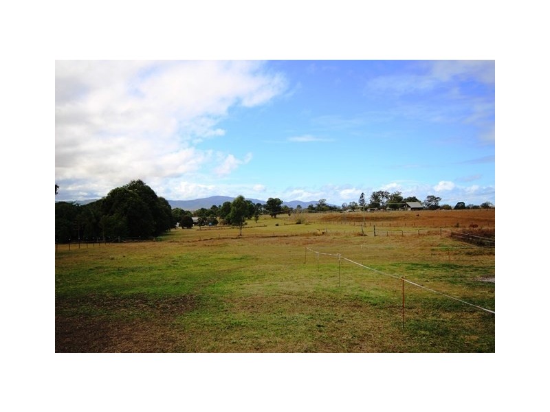 2 McConnell Street, Braemore QLD 4313