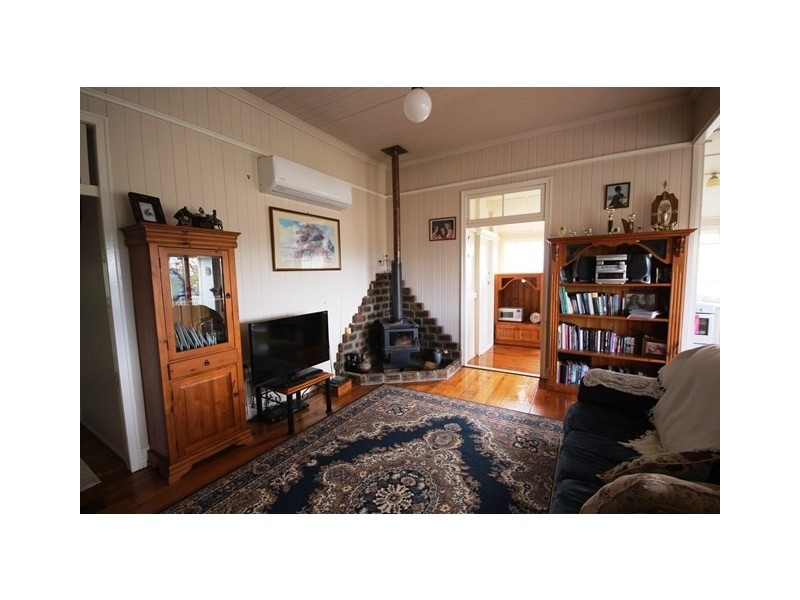 2 McConnell Street, Braemore QLD 4313