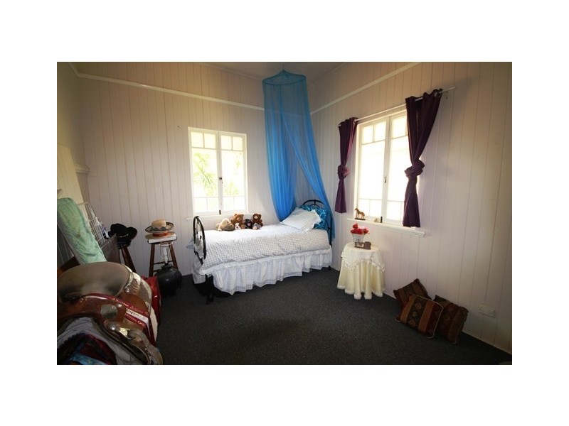 2 McConnell Street, Braemore QLD 4313