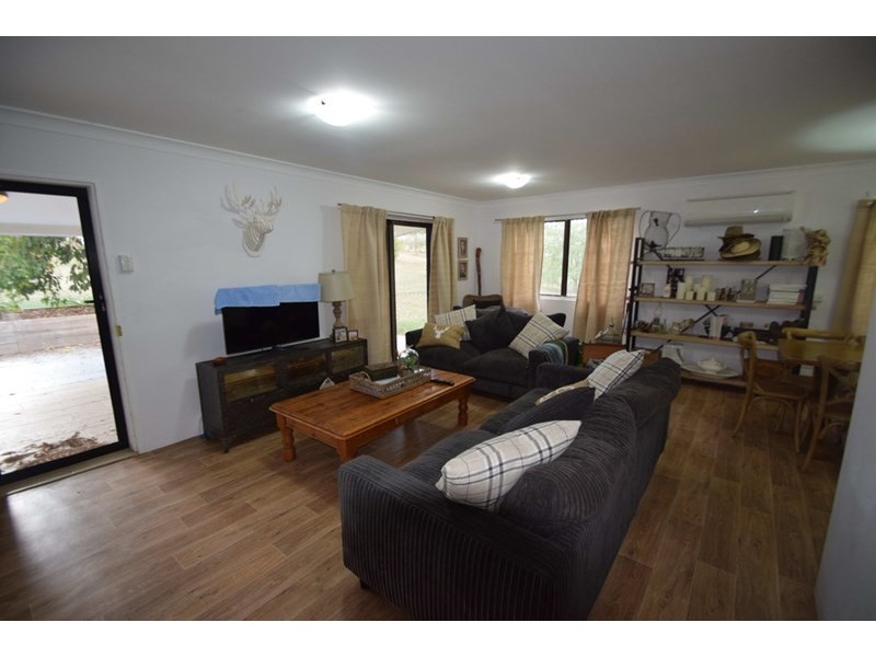 2670 Gatton Esk Road, Mount Hallen QLD 4312