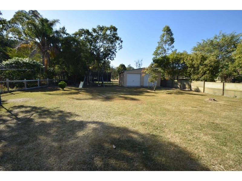 36 Middle Street, Esk QLD 4312