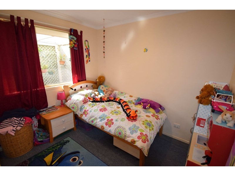 36 Middle Street, Esk QLD 4312