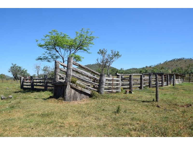 862 Mount Stanley Road, Avoca Vale QLD 4306