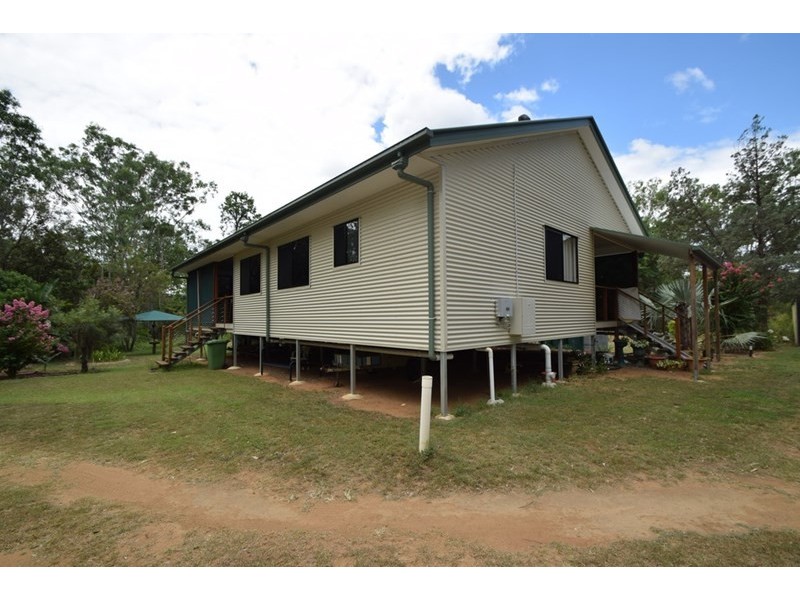 97 Outlook Drive, Esk QLD 4312