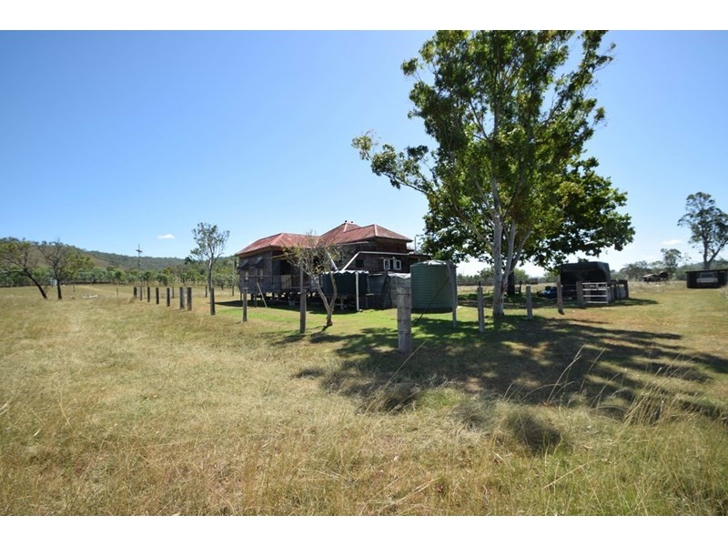 862 Mount Stanley Road, Avoca Vale QLD 4306