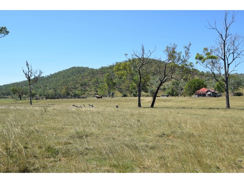 862 Mount Stanley Road, Avoca Vale QLD 4306