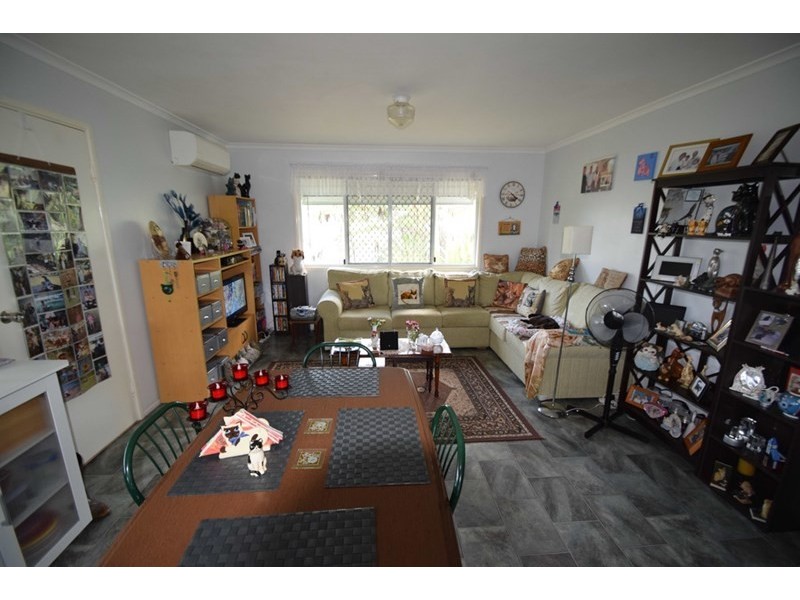 33 Elizabeth Street, Esk QLD 4312