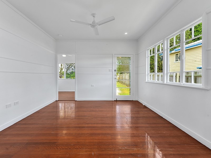 34 Brown Street, Kilcoy QLD 4515