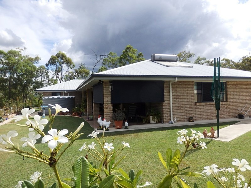57 Bellambi Street, Toogoolawah QLD 4313
