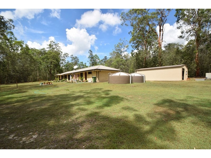 33 Gloucester Court, Mount Hallen QLD 4312