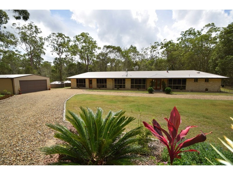 33 Gloucester Court, Mount Hallen QLD 4312