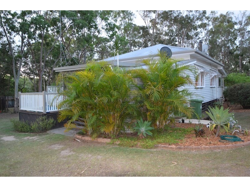 49 Laurel Street, Esk QLD 4312