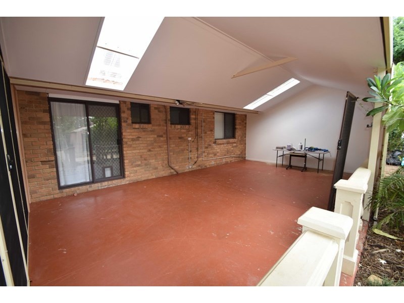 11 Elizabeth Street, Esk QLD 4312