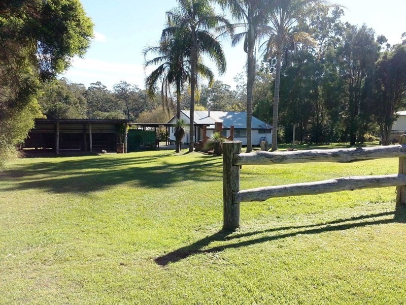 10-12 Steven Street, Blackbutt QLD 4306