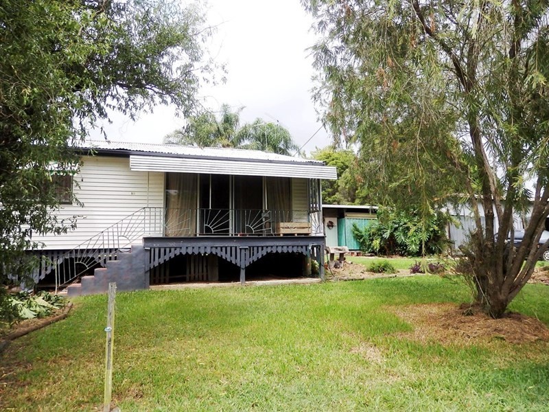 10-12 Steven Street, Blackbutt QLD 4306