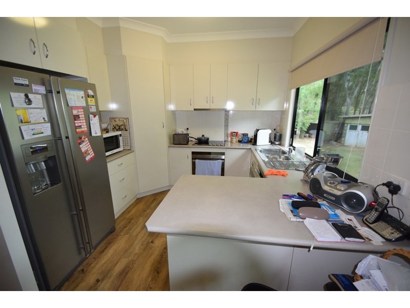 97 Outlook Drive, Esk QLD 4312