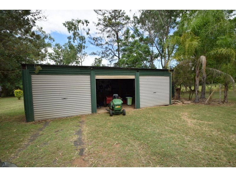 97 Outlook Drive, Esk QLD 4312