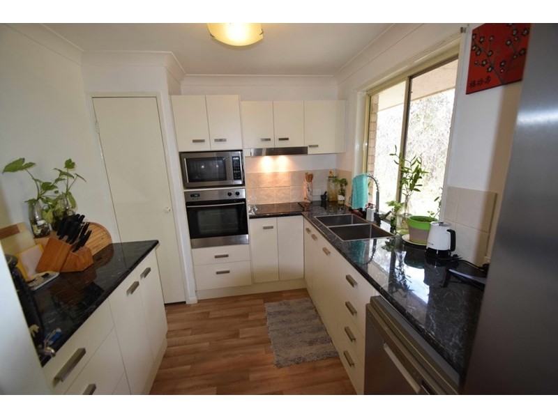 92 Reids Avenue, Wivenhoe Pocket QLD 4306