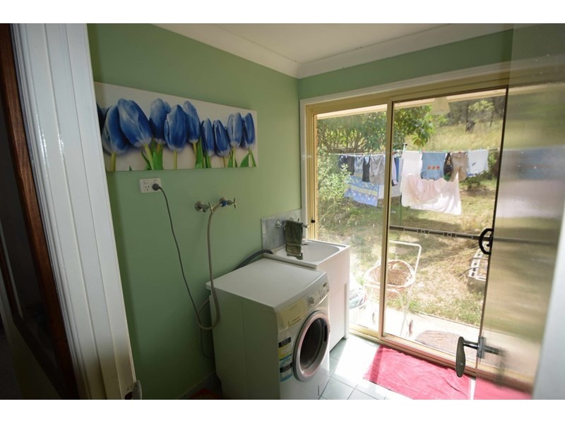 92 Reids Avenue, Wivenhoe Pocket QLD 4306