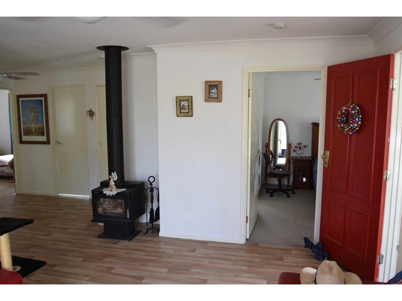 92 Reids Avenue, Wivenhoe Pocket QLD 4306