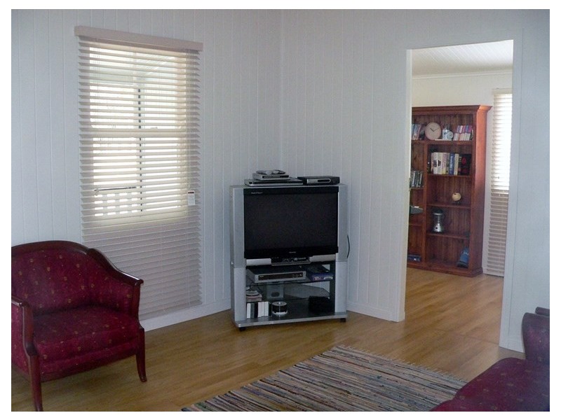 68 George Street, Toogoolawah QLD 4313