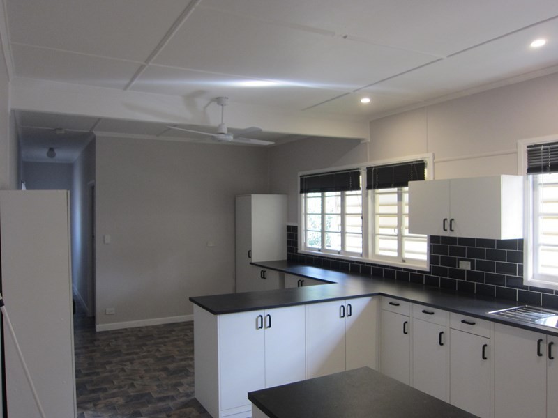 72 Eskdale Road, Toogoolawah QLD 4313