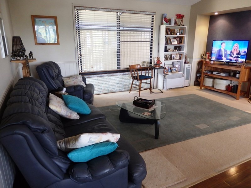 72 Fulham Street, Toogoolawah QLD 4313