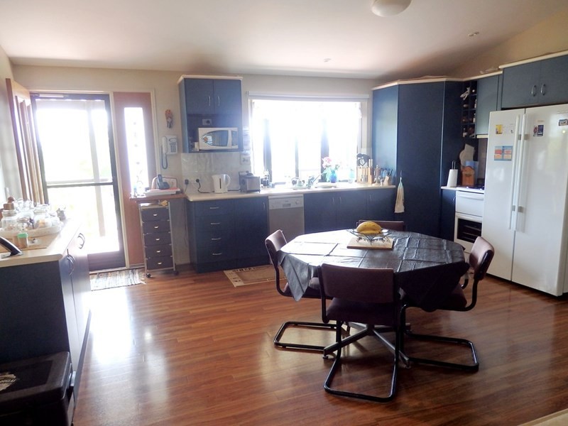 72 Fulham Street, Toogoolawah QLD 4313