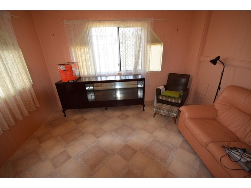 59 Fulham Street, Toogoolawah QLD 4313