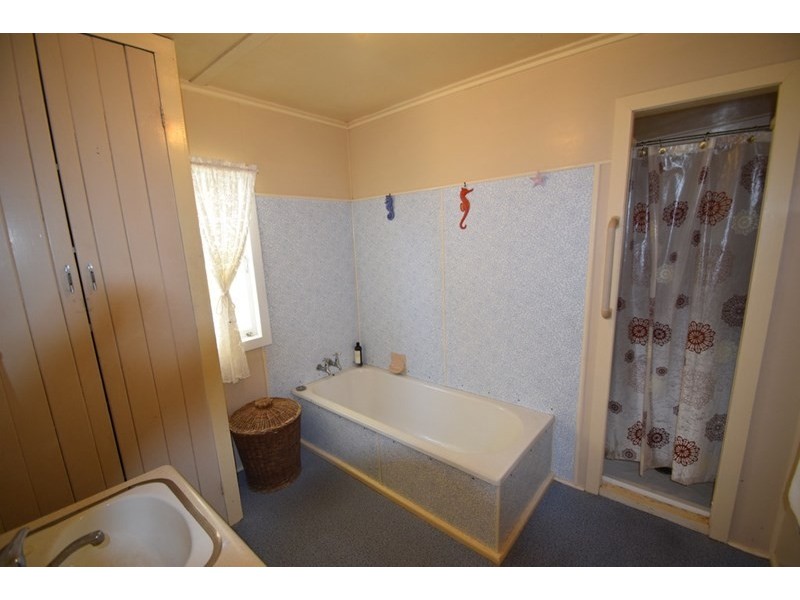 59 Fulham Street, Toogoolawah QLD 4313