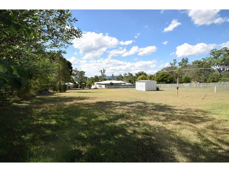 59 Fulham Street, Toogoolawah QLD 4313