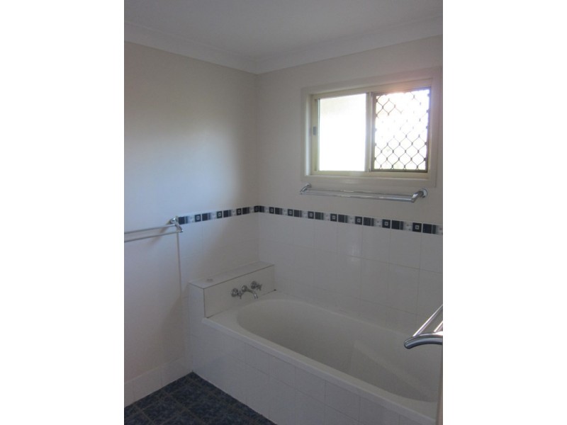42 David Street, Linville QLD 4306