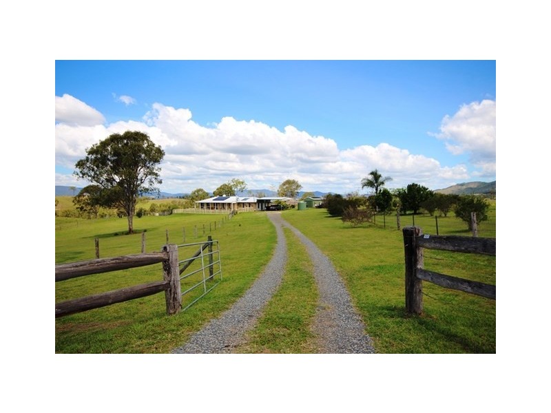 11 Sienna Place, Woolmar QLD 4515