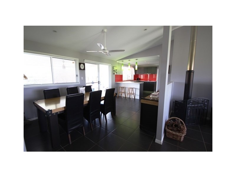 11 Sienna Place, Woolmar QLD 4515