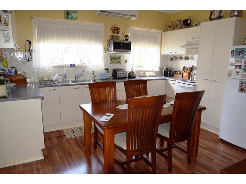 52 Eskdale Road, Toogoolawah QLD 4313