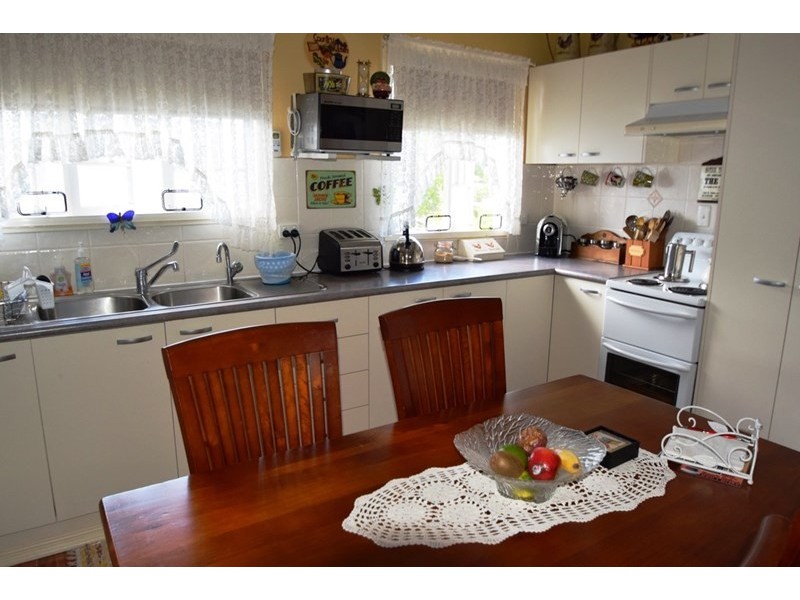 52 Eskdale Road, Toogoolawah QLD 4313