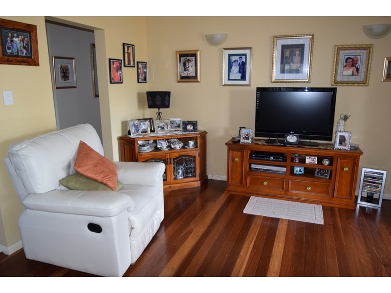 52 Eskdale Road, Toogoolawah QLD 4313