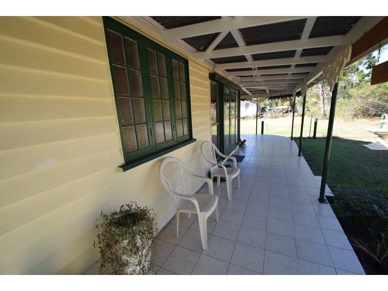 23 Scott Street, Benarkin QLD 4306