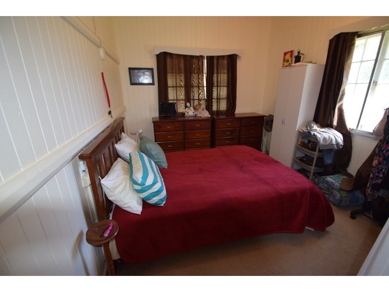 23 Scott Street, Benarkin QLD 4306